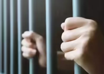 Staff member arrested for videotaping lady nurses changing clothes