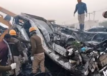 Bus driver survives horrific bus accident: Many burned alive