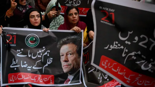 https://tulutimes.com/3261/sports/imran-khan-suppo…an-govt-on-alert/ 