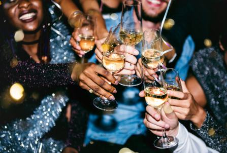 Young men and women were wandering in the middle of the road, unable to stand or sit.