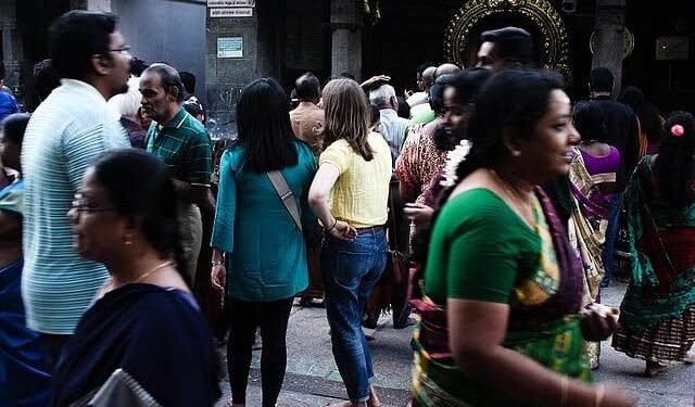 ಉಡುಪಿ: ಶ್ರೀ ಕೃಷ್ಣ ಮಠದಲ್ಲಿ ಭಕ್ತರಿಗೆ ಕಟ್ಟುನಿಟ್ಟಿನ ವಸ್ತ್ರ ಸಂಹಿತೆ ಜಾರಿ