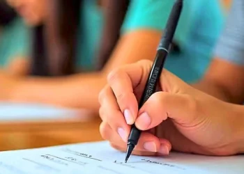 ಉಡುಪಿ ಜಿಲ್ಲೆ ರಾಜ್ಯದ ಮೊದಲ ಸಂಪೂರ್ಣ ಸಾಕ್ಷರತಾ ಜಿಲ್ಲೆ