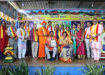 ಕವಿ ಕಾವ್ಯ ಕನ್ನಡ ಸಮಾಜ ಸೇವಾರತ್ನ 2026ರ ರಾಷ್ಟ್ರೀಯ ಪ್ರಶಸ್ತಿ  ಪ್ರದಾನ