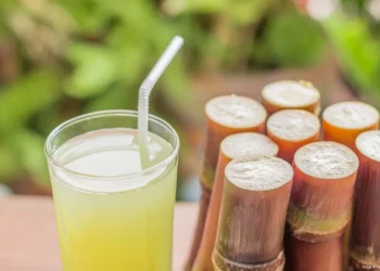 ಕಬ್ಬಿನ ರಸವನ್ನು ಮಿತವಾಗಿ ಸೇವಿಸಿದರೆ ಮಾತ್ರ ಆರೋಗ್ಯಕರ ಪ್ರಯೋಜನ