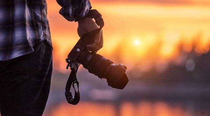 ಪ್ರೀ ವೆಡ್ಡಿಂಗ್ ಫೋಟೋಶೂಟ್ ಬಂದವರಿಗೆ ಸ್ಥಳೀಯರಿಂದ ದೇವಾಲಯದ ಪಾವಿತ್ರ್ಯತೆಯ ಪಾಠ