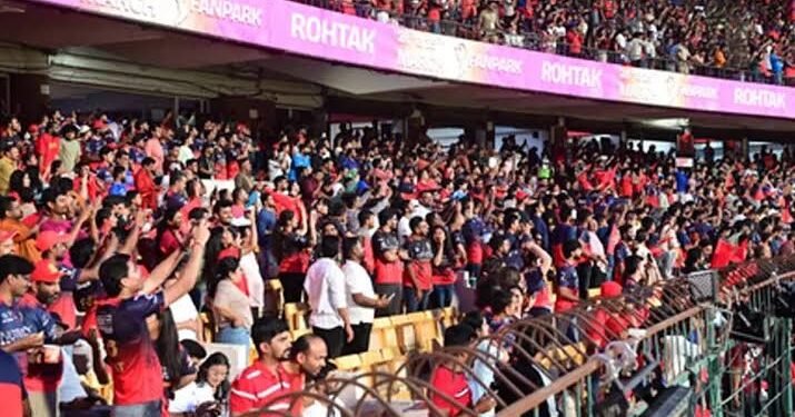 ಚಿನ್ನಸ್ವಾಮಿ ಕ್ರೀಡಾಂಗಣದಲ್ಲಿ ಮತ್ತೆ ಕ್ರಿಕೆಟ್ ಸಂಭ್ರಮ