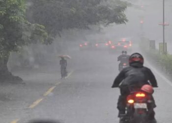 ಯುಗಾದಿ ಮುನ್ನ ಕರ್ನಾಟಕದಲ್ಲಿ ಗಾಳಿ-ಮಳೆಯ ಅಬ್ಬರ