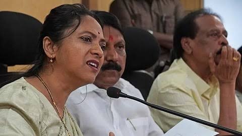 ಧರ್ಮಸ್ಥಳ ಪ್ರಕರಣದ ತನಿಖೆ ; ಎಸ್ಐಟಿ ಅಂತಿಮ ವರದಿಗಾಗಿ ಕಾಯುತ್ತೇವೆ: ನಾಗಲಕ್ಷ್ಮಿ ಚೌಧರಿ