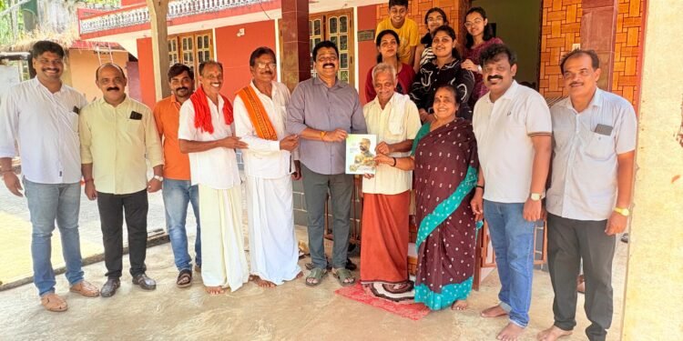 ಕೇರಳದ ಮಂಜೇಶ್ವರ ವಿಧಾನಸಭಾ ಕ್ಷೇತ್ರ : ಬಿಜೆಪಿ ಅಭ್ಯರ್ಥಿಯಿಂದ ಮನೆಮನೆಗೆ ತೆರಳಿ ಮತಯಾಚನೆ