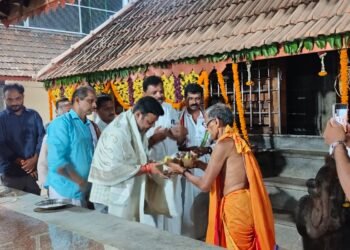 ಕುರಾಯ ಶ್ರೀ ಸದಾಶಿವ ದೇವರ ವಾರ್ಷಿಕ ಜಾತ್ರೋತ್ಸವಕ್ಕೆ ಬೆಳ್ತಂಗಡಿ ಶಾಸಕ ಹರೀಶ್ ಪೂಂಜ ಭೇಟಿ