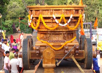 ಕರಾಯ ಬ್ರಹ್ಮರಥ ಪುರಪ್ರವೇಶ : ಐತಿಹಾಸಿಕ ಶೋಭಾಯಾತ್ರೆಗೆ ಸಾಕ್ಷಿಯಾದ ಭಕ್ತರು