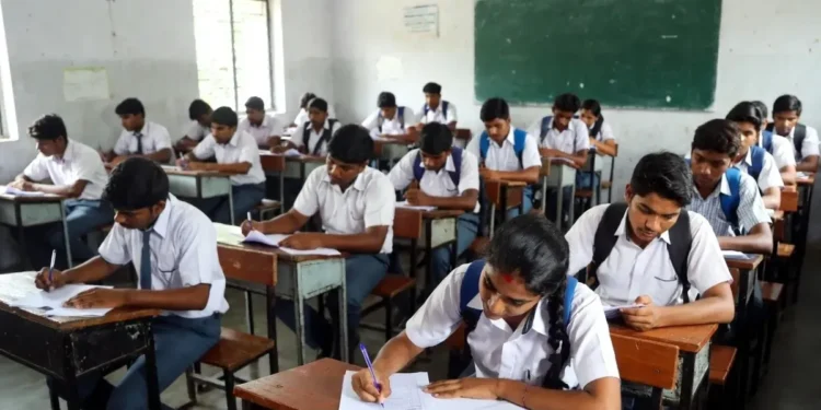 ಕರ್ನಾಟಕದಲ್ಲಿ ಎಸ್ಎಸ್ಎಲ್ ಸಿ ಪರೀಕ್ಷೆ ಮುಕ್ತಾಯ : ಫಲಿತಾಂಶ ಏಪ್ರಿಲ್ 24ಕ್ಕೆ