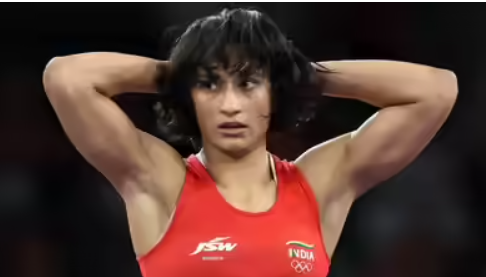 Vinesh Phogat controversy: Wrestling Federation moves Supreme Court alleging judicial interference