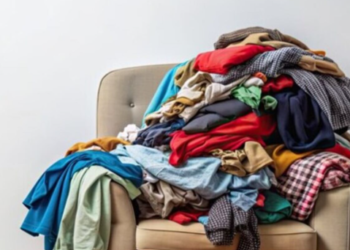 Could piling clothes on a chair be a sign of a mental state?