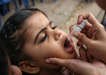 Pulse polio; Two drops of vaccine for children under 5 years of age
