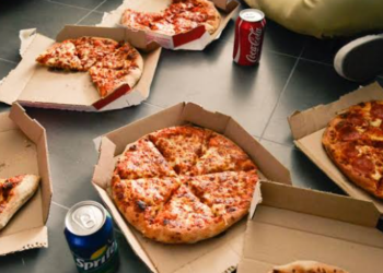 A pizza is round, but the box is square—why? There is interesting science behind this!
