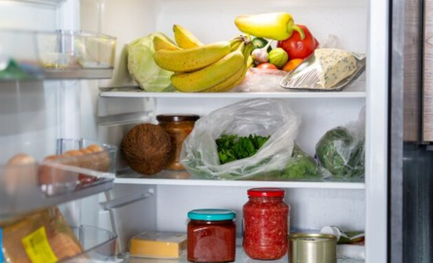 There is a limit to how long food stays good in the fridge; do you know after how many days it shouldn't be eaten?