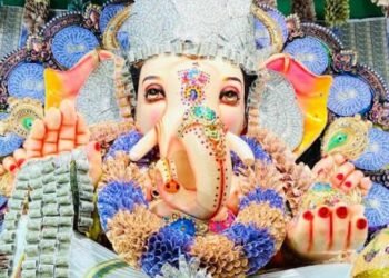 ಇದು ಗಣೇಶೋತ್ಸವನಾ, ನೋಟಿನ ಹಬ್ಬನಾ? 2.9 ಕೋಟಿ ಬೆಲೆಬಾಳುವ ಅಲಂಕಾರ ವೈರಲ್!